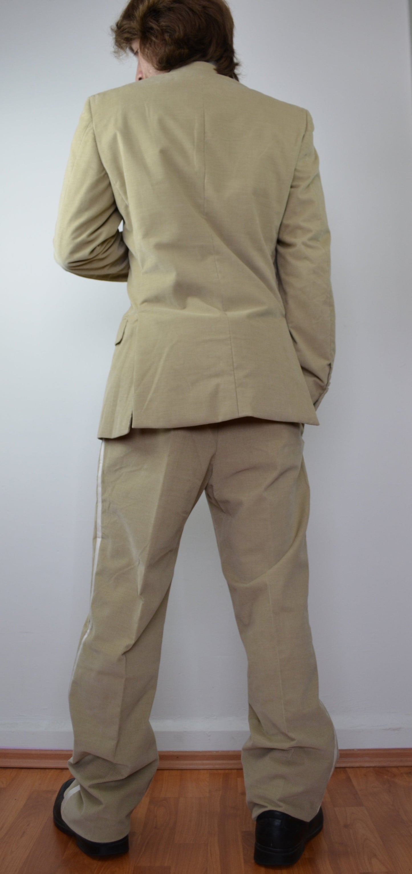 Traje ZEGNA de pana NUEVO