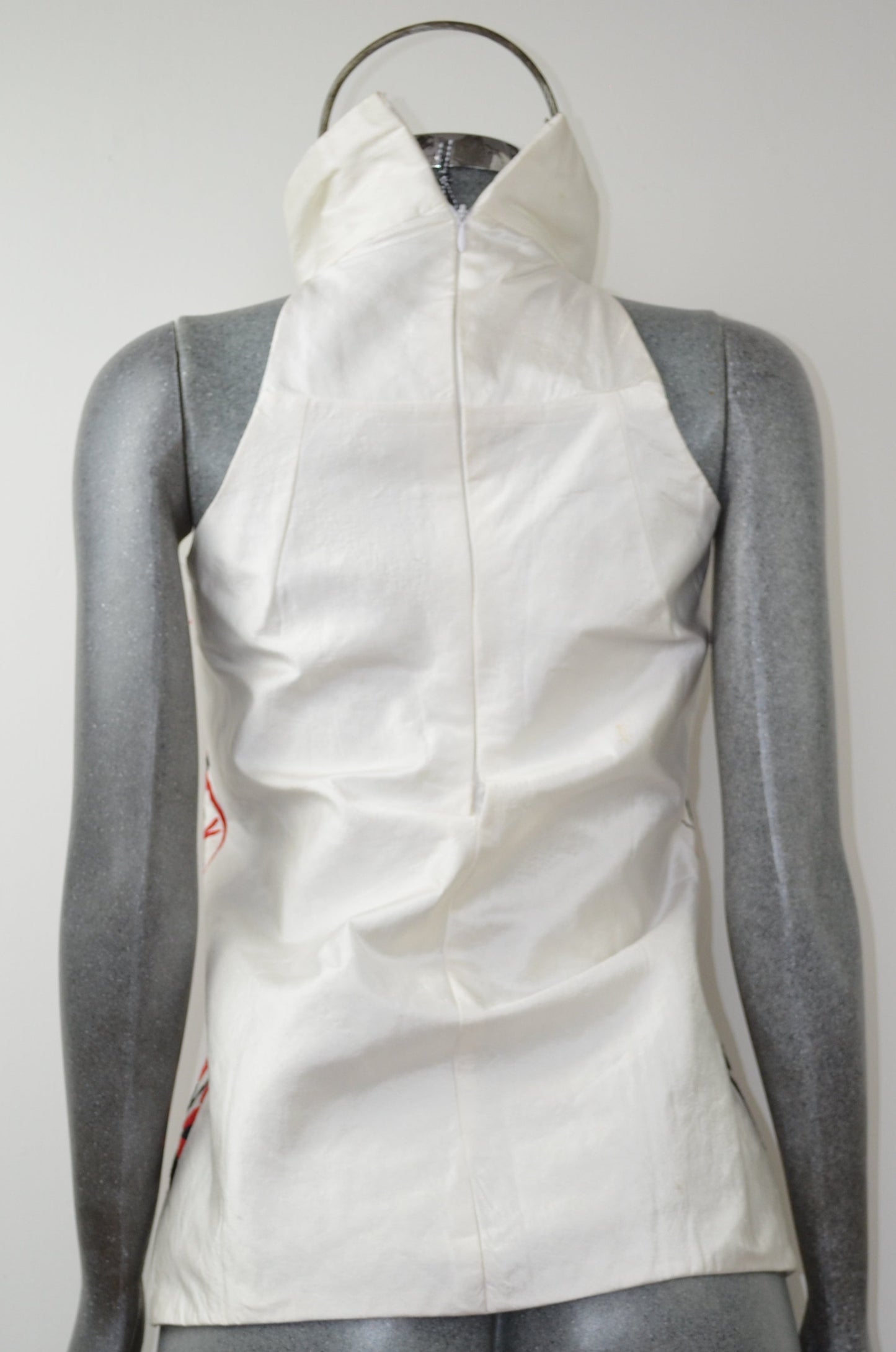 Blusa bordada artesanal
