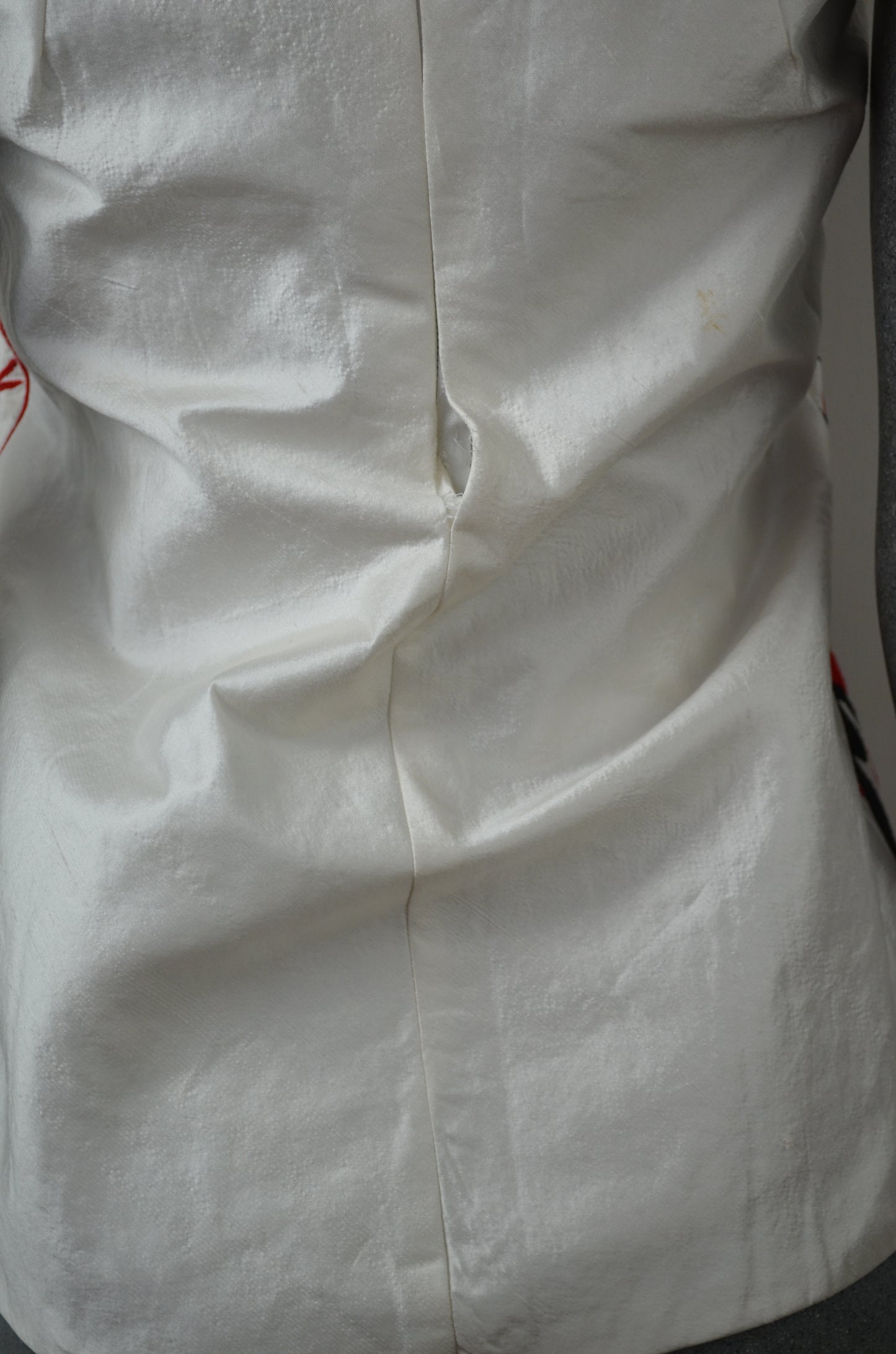 Blusa bordada artesanal