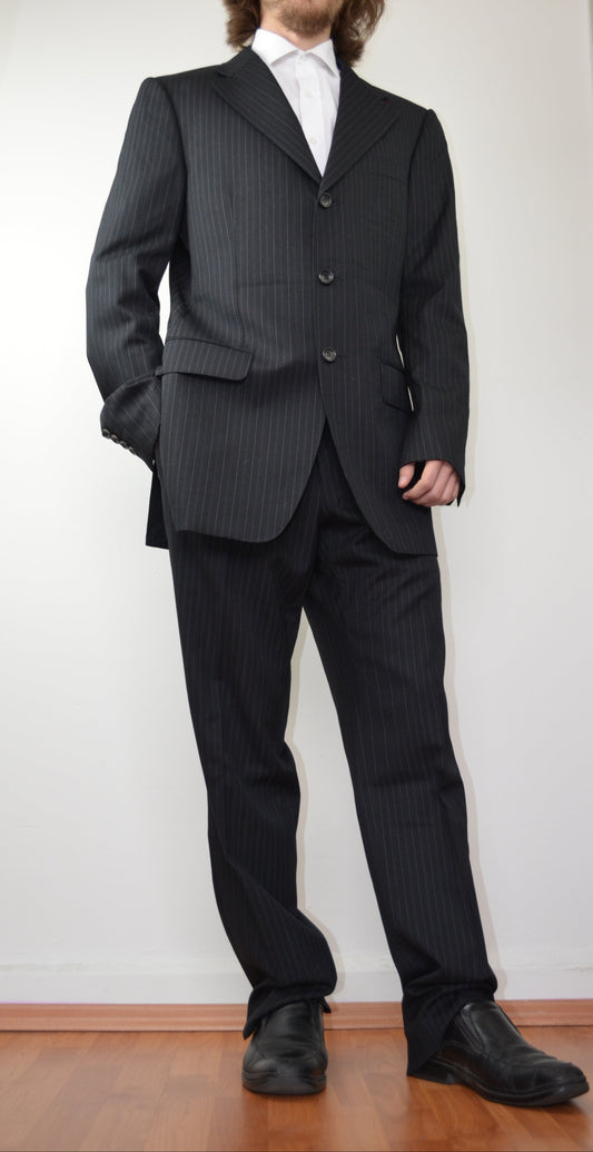 Traje GUCCI a rayas